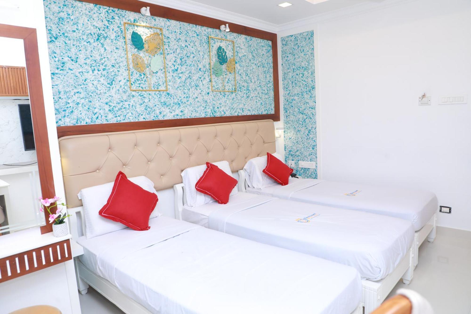 Excellency Airport Hotel Kochi 외부 사진