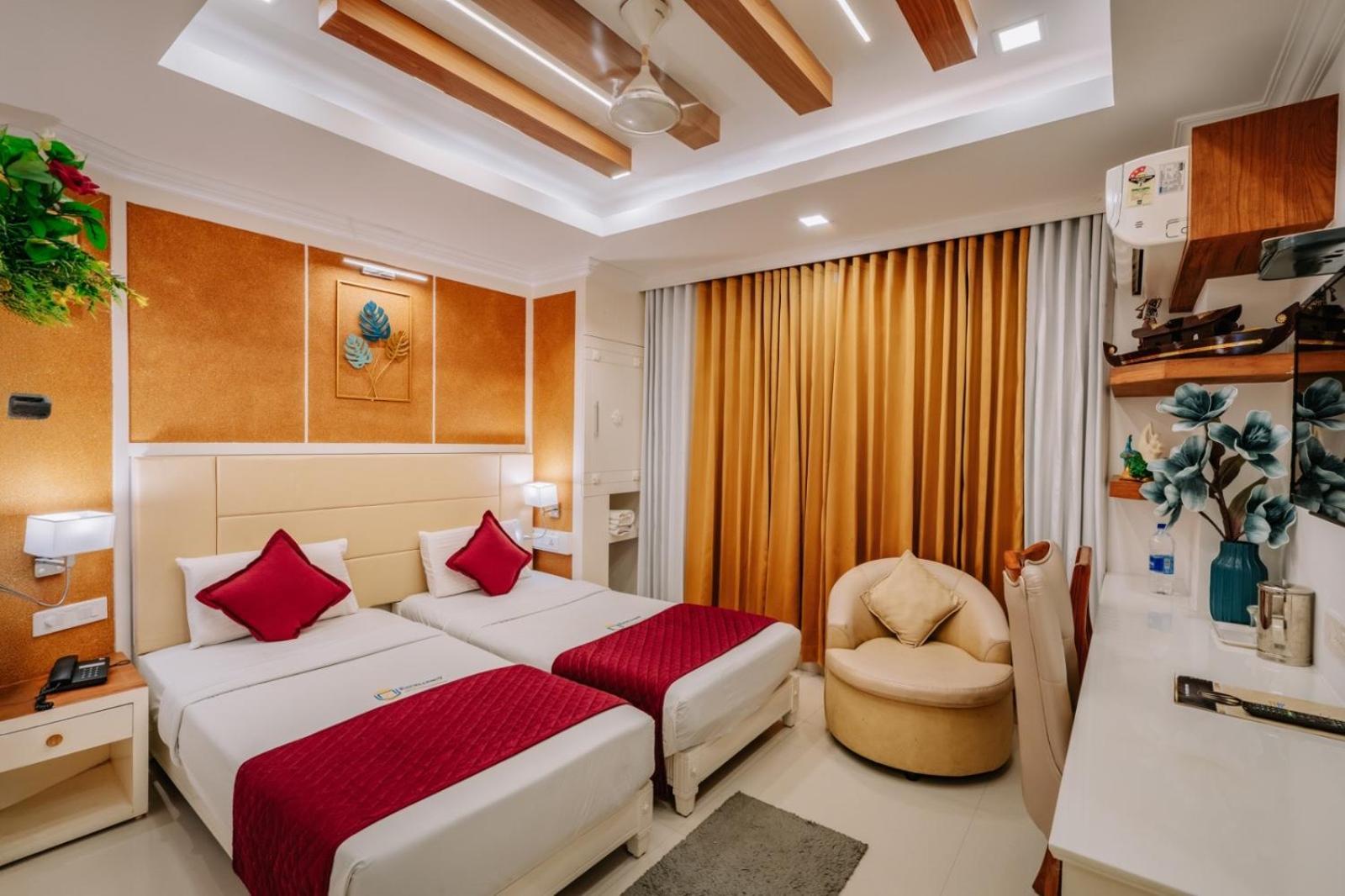 Excellency Airport Hotel Kochi 외부 사진